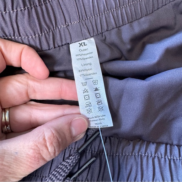 NWT Halara Athletic Shorts Women’s XL Purple - Picture 7 of 8